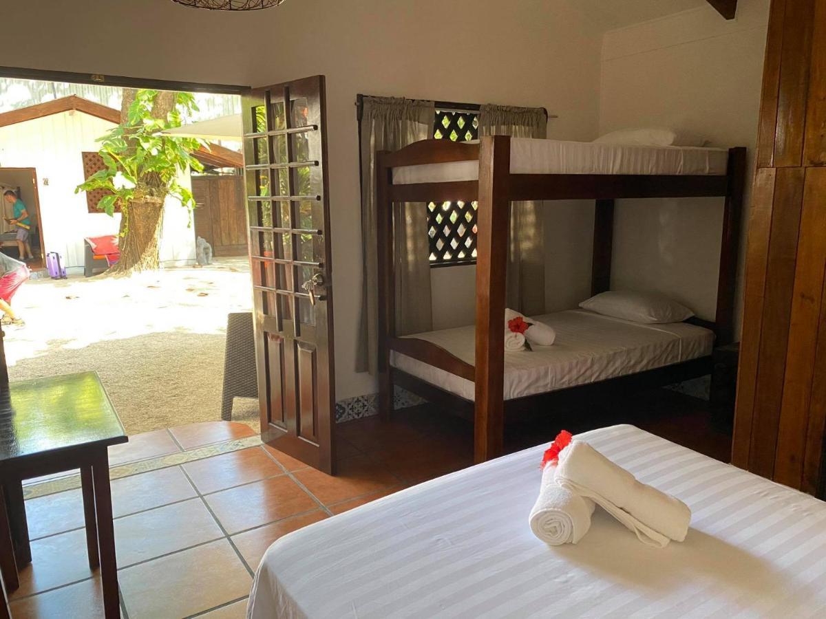 Macao Beach Sámara Екстериор снимка