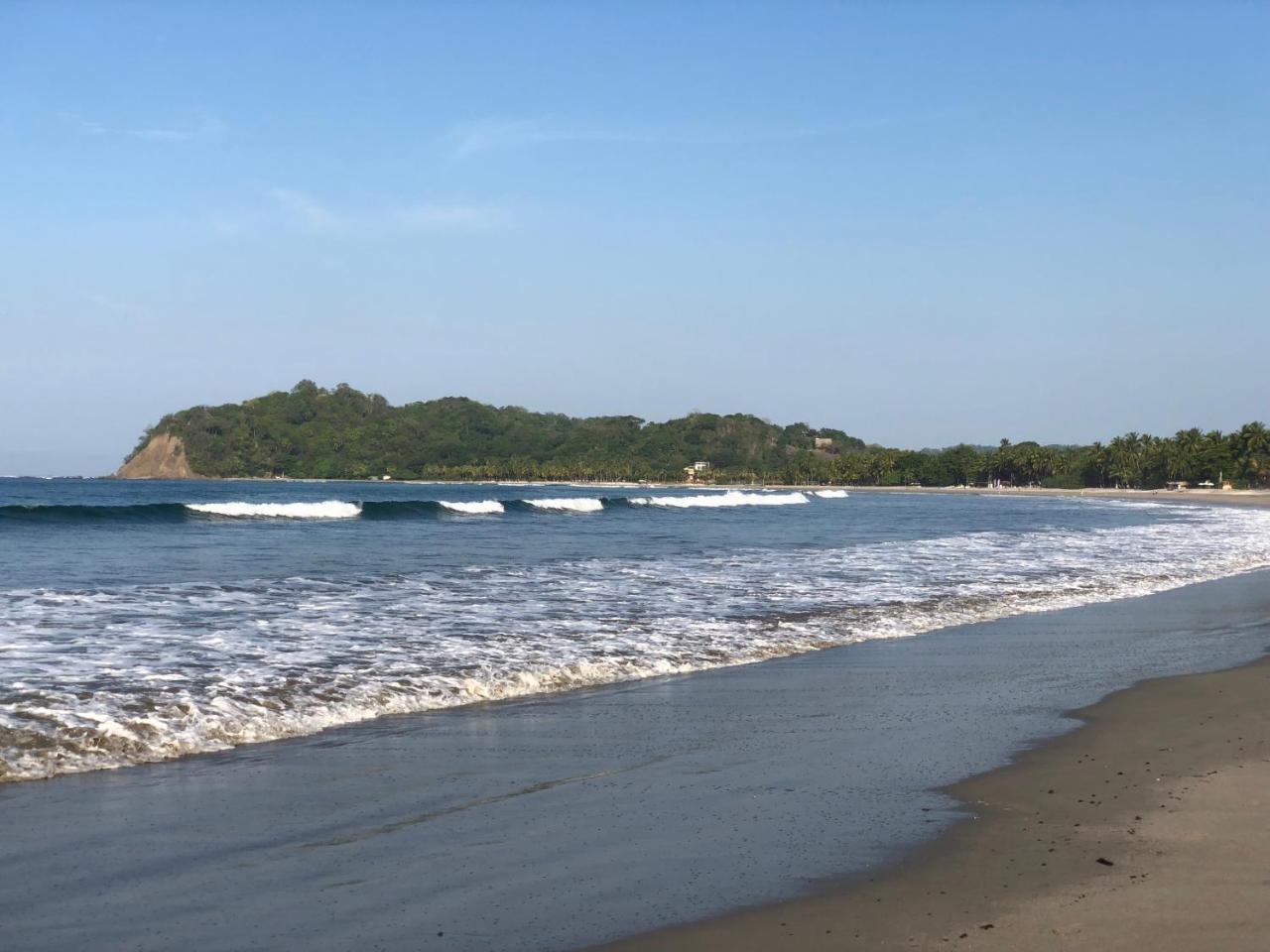 Macao Beach Sámara Екстериор снимка