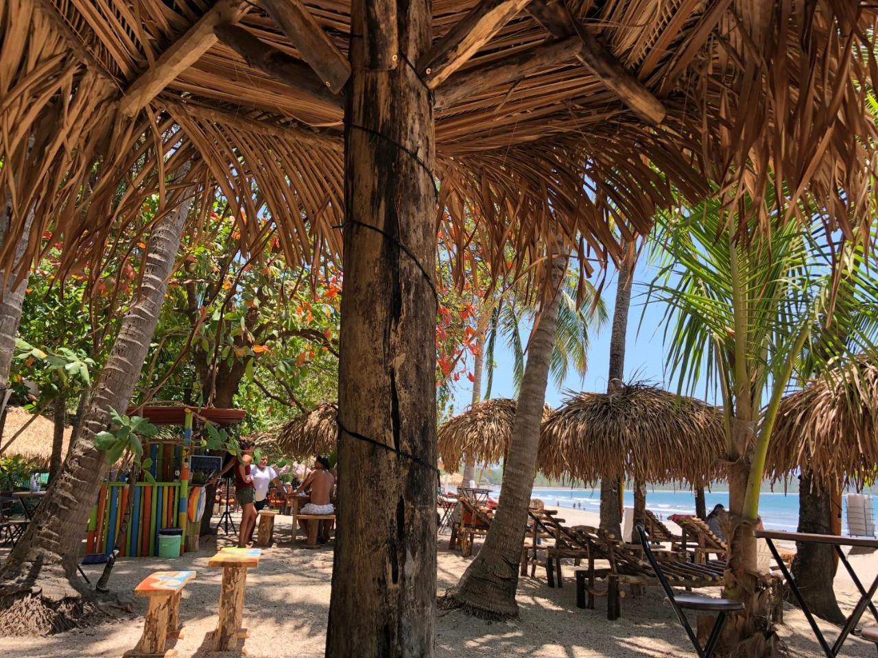 Macao Beach Sámara Екстериор снимка