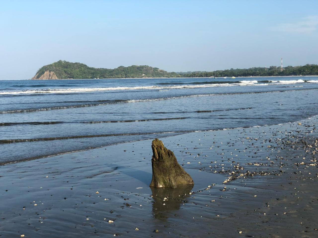 Macao Beach Sámara Екстериор снимка